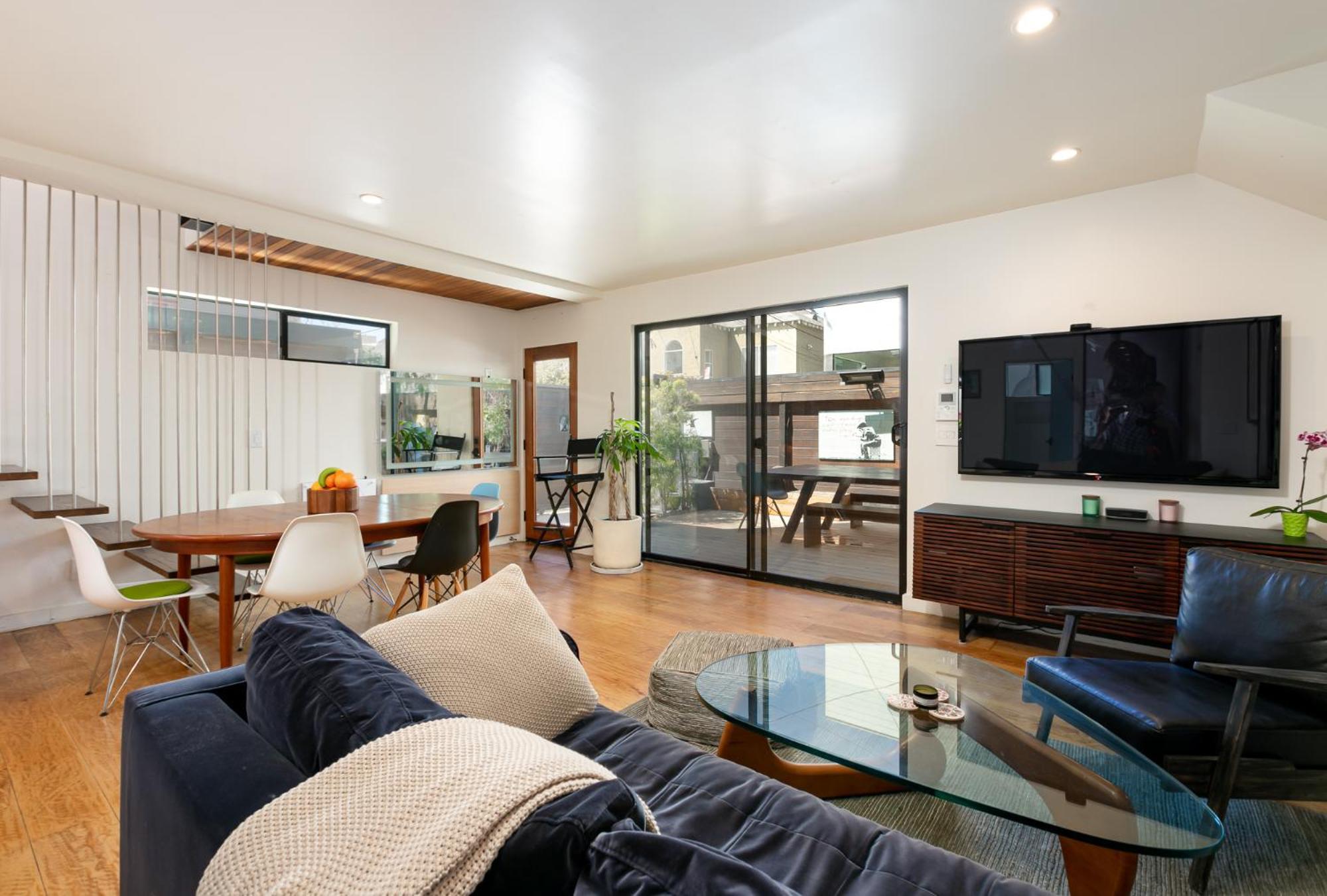 Venice Beach Studio With Large Private Patio Steps To The Beach 洛杉矶 外观 照片
