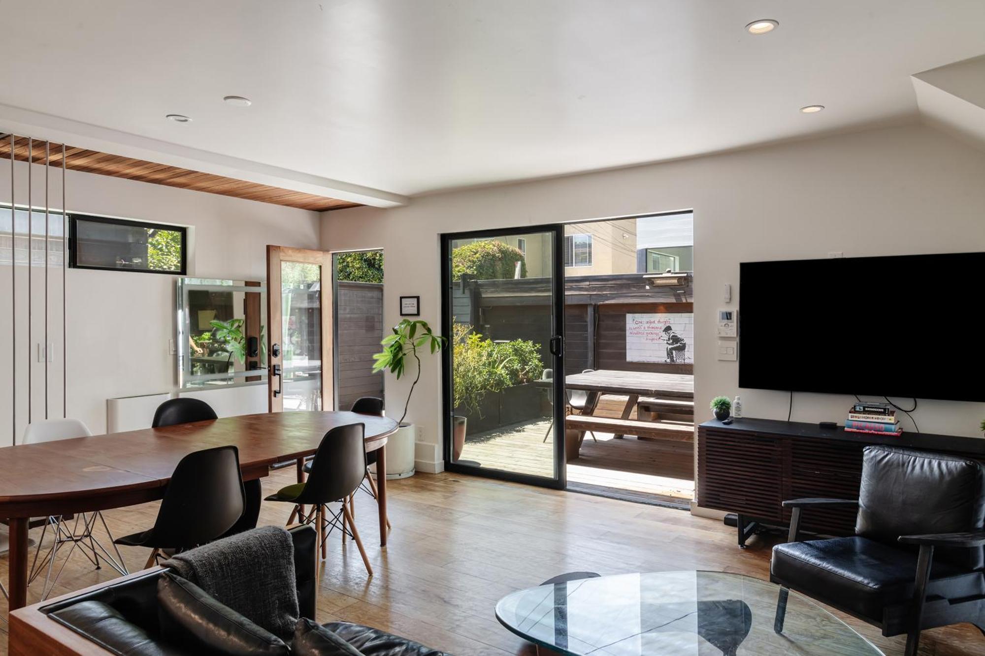 Venice Beach Studio With Large Private Patio Steps To The Beach 洛杉矶 外观 照片