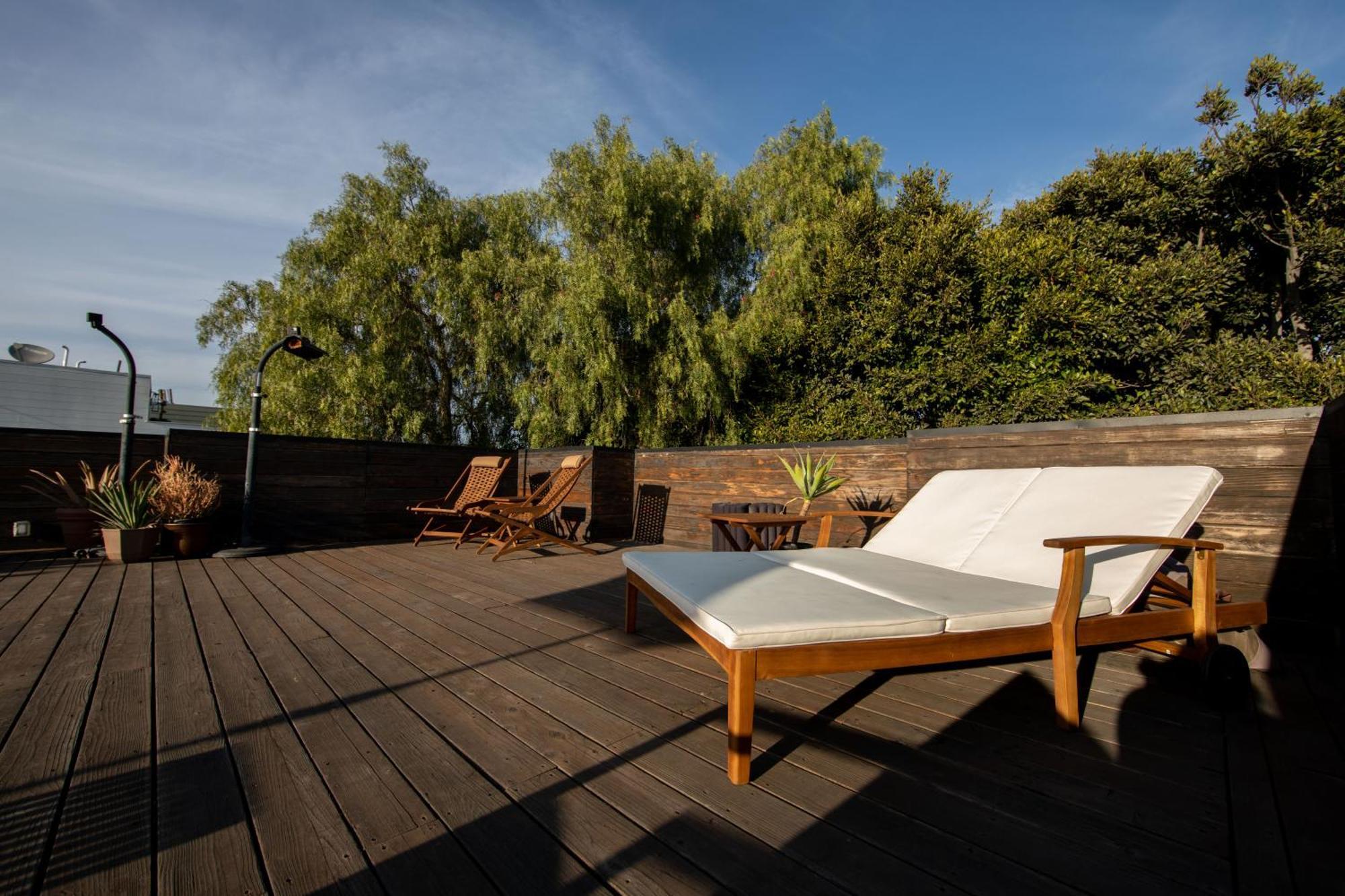 Venice Beach Studio With Large Private Patio Steps To The Beach 洛杉矶 外观 照片