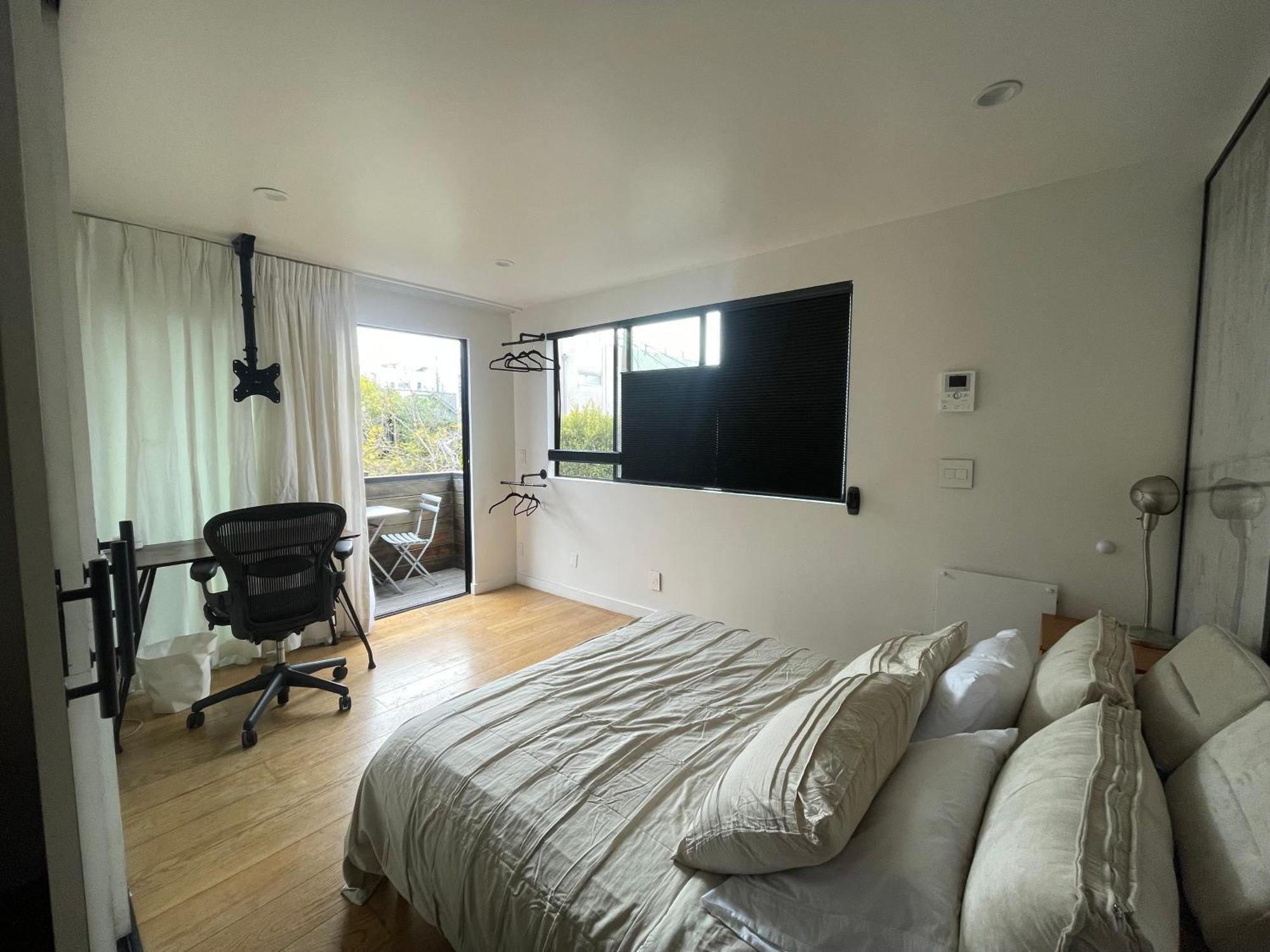 Venice Beach Studio With Large Private Patio Steps To The Beach 洛杉矶 外观 照片