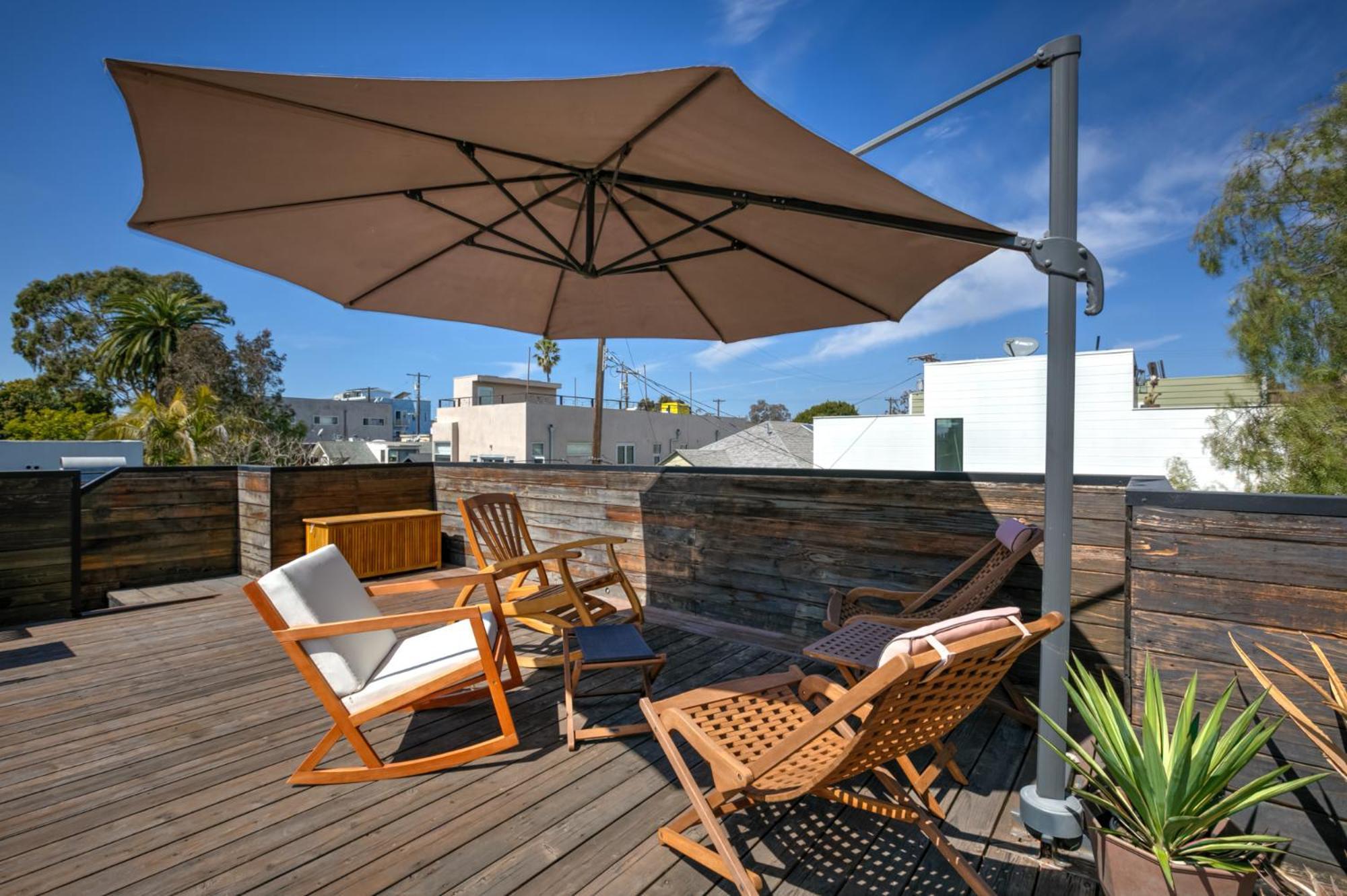Venice Beach Studio With Large Private Patio Steps To The Beach 洛杉矶 外观 照片