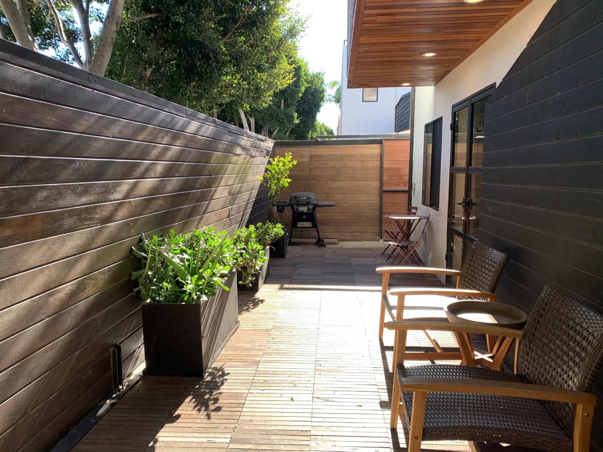 Venice Beach Studio With Large Private Patio Steps To The Beach 洛杉矶 外观 照片